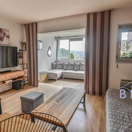 Διαμέρισμα Large With Swimming Pool And Open View *